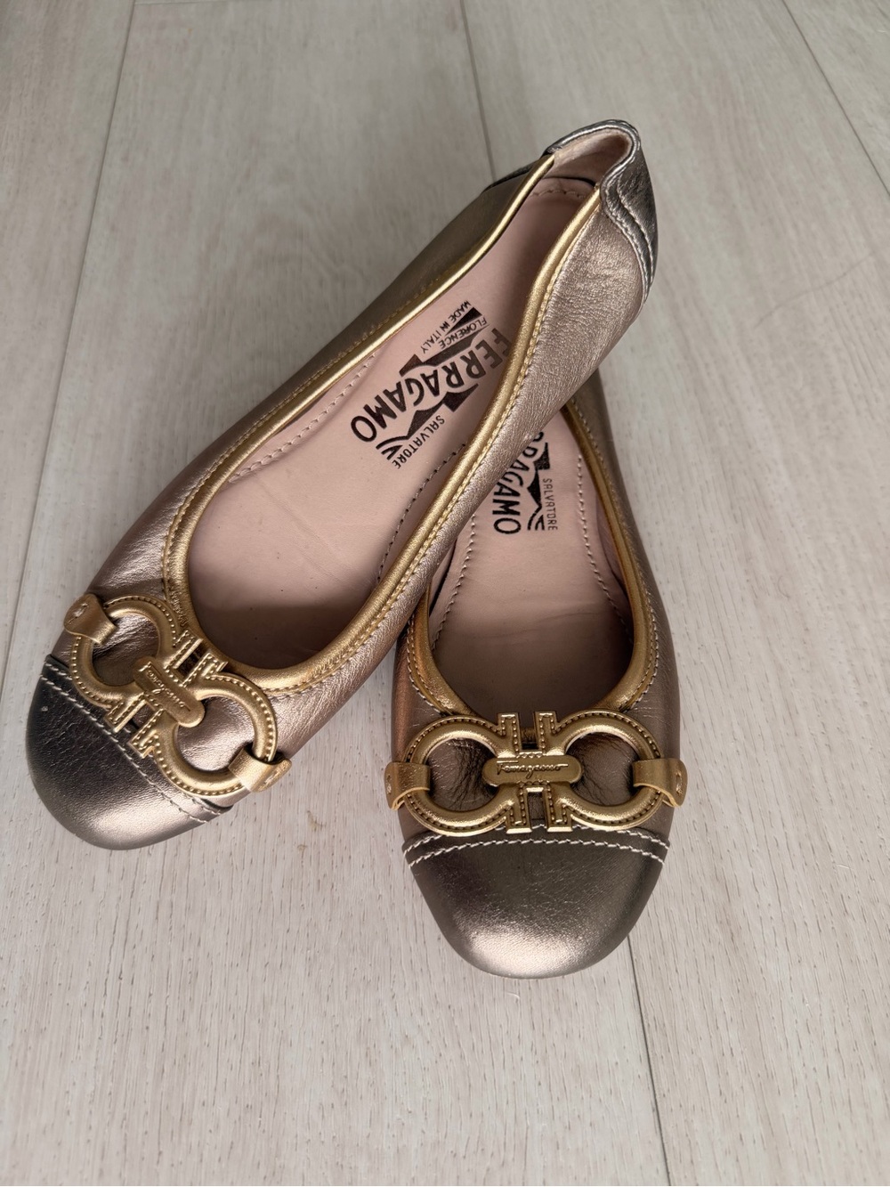 Salvatore Ferragamo Rose Gold Leather Gancini Ballet Flats